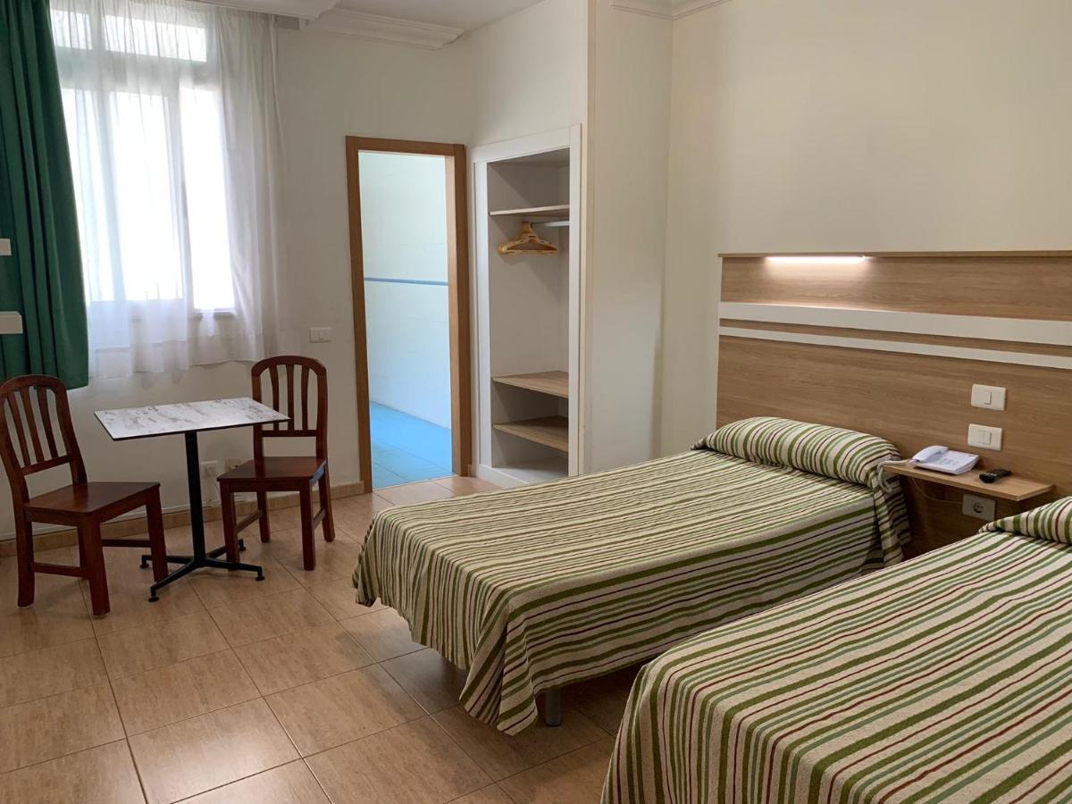 Apartamentos Tinoca Las Palmas de Gran Canaria Dış mekan fotoğraf