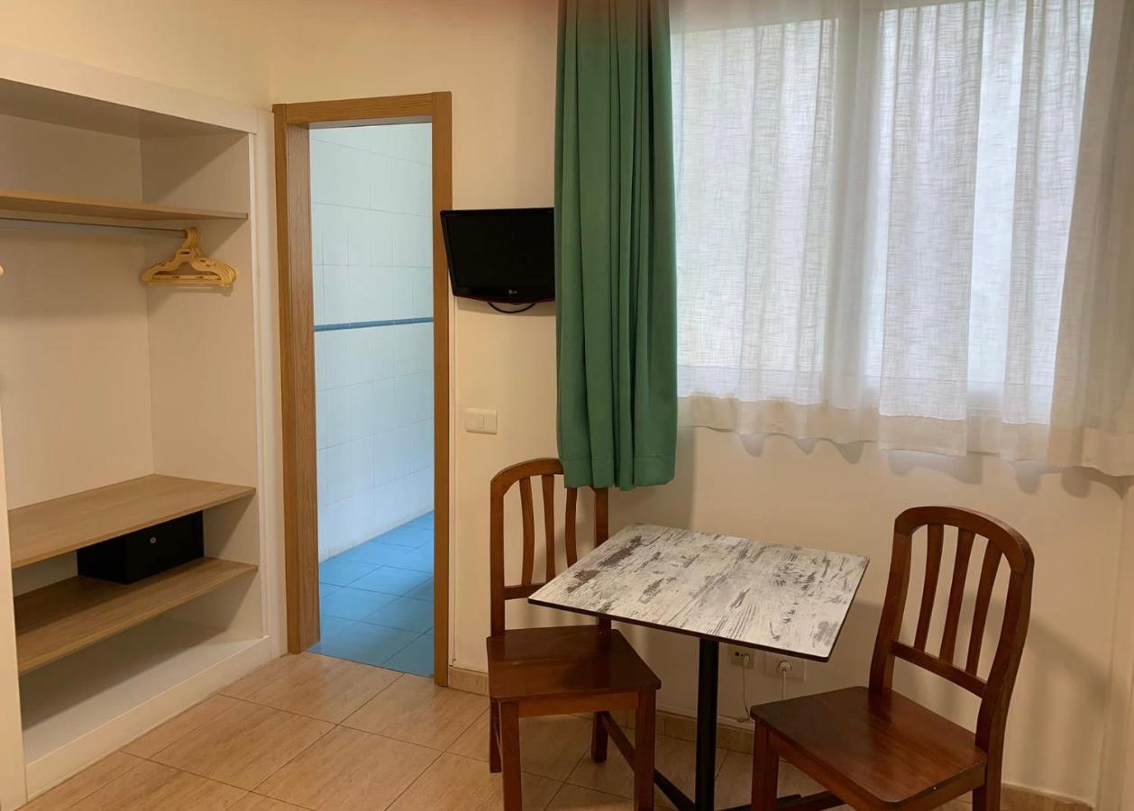 Apartamentos Tinoca Las Palmas de Gran Canaria Dış mekan fotoğraf